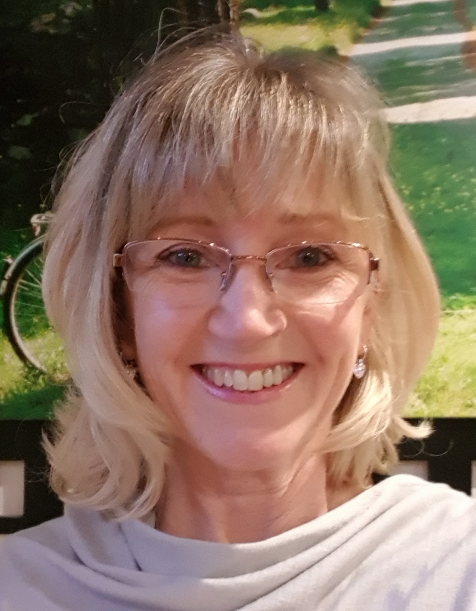 Dr Helen Milner profile pic